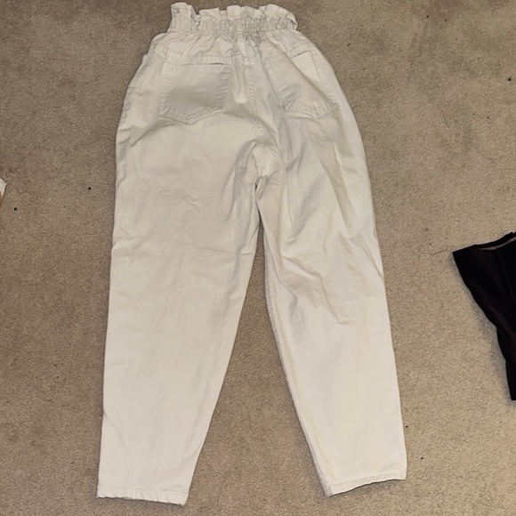 High-Waisted Distressed White Pants - Picture 2 of 2